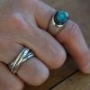 Silver Ring w/ Shell / size: 10 - Image 2